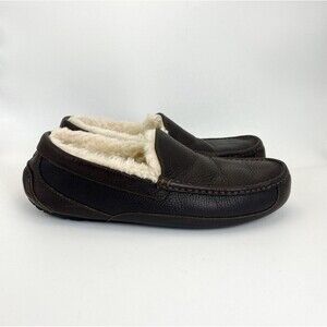 UGG Ascot Slippers Mens Size 13 Dark Brown Leather Sheepskin Shearling Lined